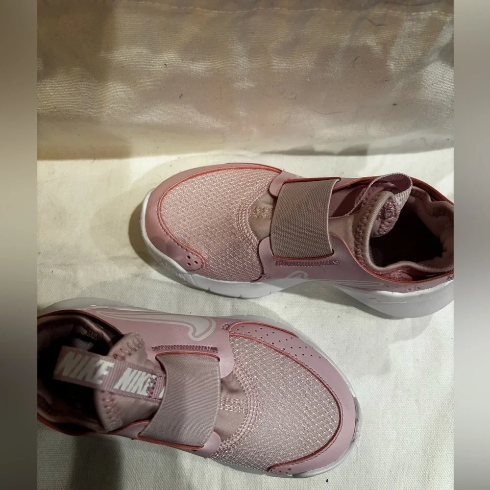 Nike Flex Runner 3 Pink Foam/White Toddler Girl's Slip On Shoes - Size 10C